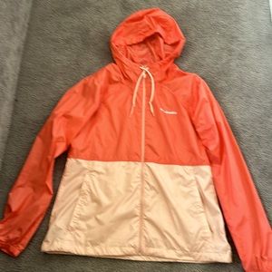 Columbia Woman’s Lightweight Jacket